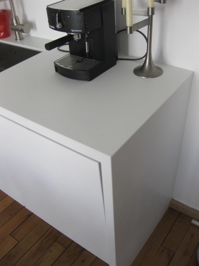 Appartement Paris 14e - 90m : dtail plan de travail en corian